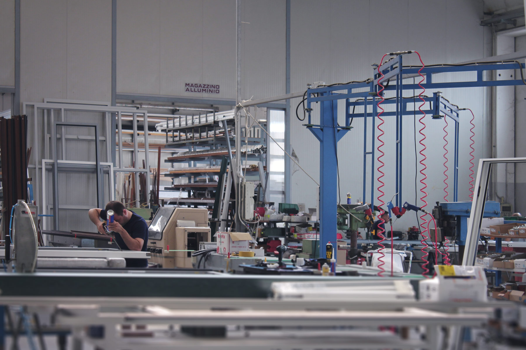 Il reparto dove vengono prodotti serramenti all’avanguardia, creati per durare nel tempo